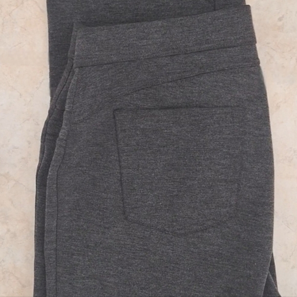 Vera Wang Skinny Pants - Picture 5 of 7